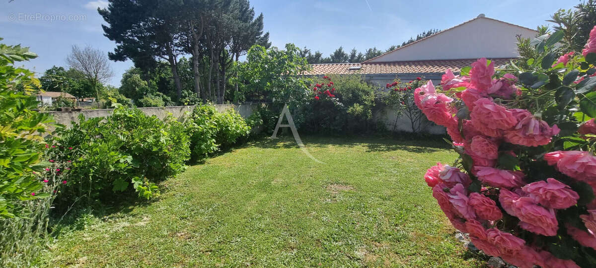 Maison à SAINT-REVEREND