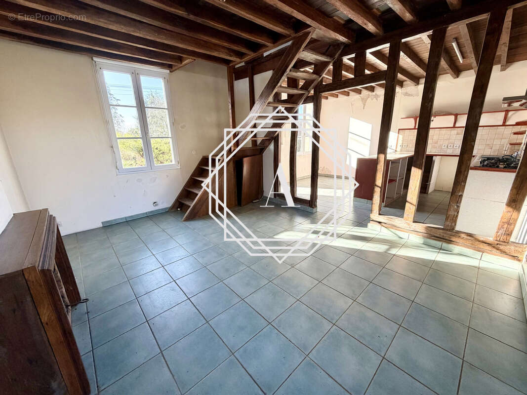 Maison à SAINT-CREPIN-IBOUVILLERS