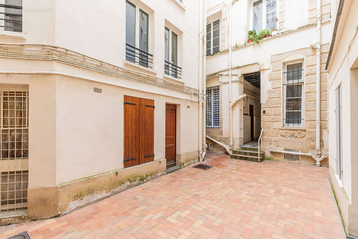 Appartement à PARIS-5E