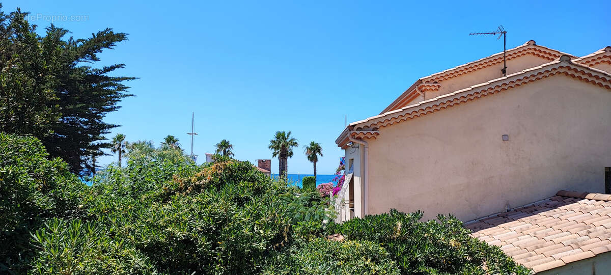 Appartement à SIX-FOURS-LES-PLAGES