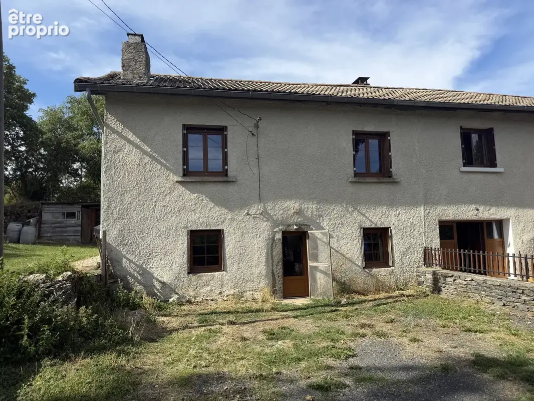 Maison à QUEYRIERES