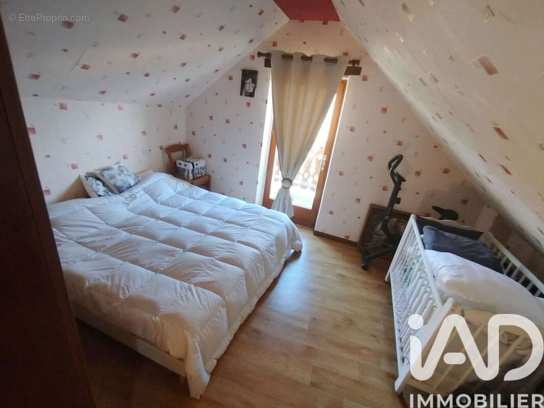 Maison 76 m² à Preval  - photo 9