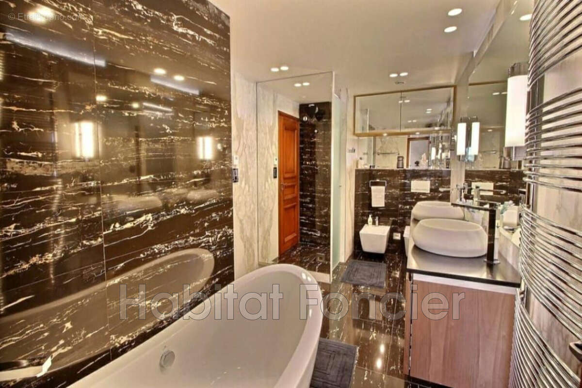 Maison à SAINT-CYPRIEN