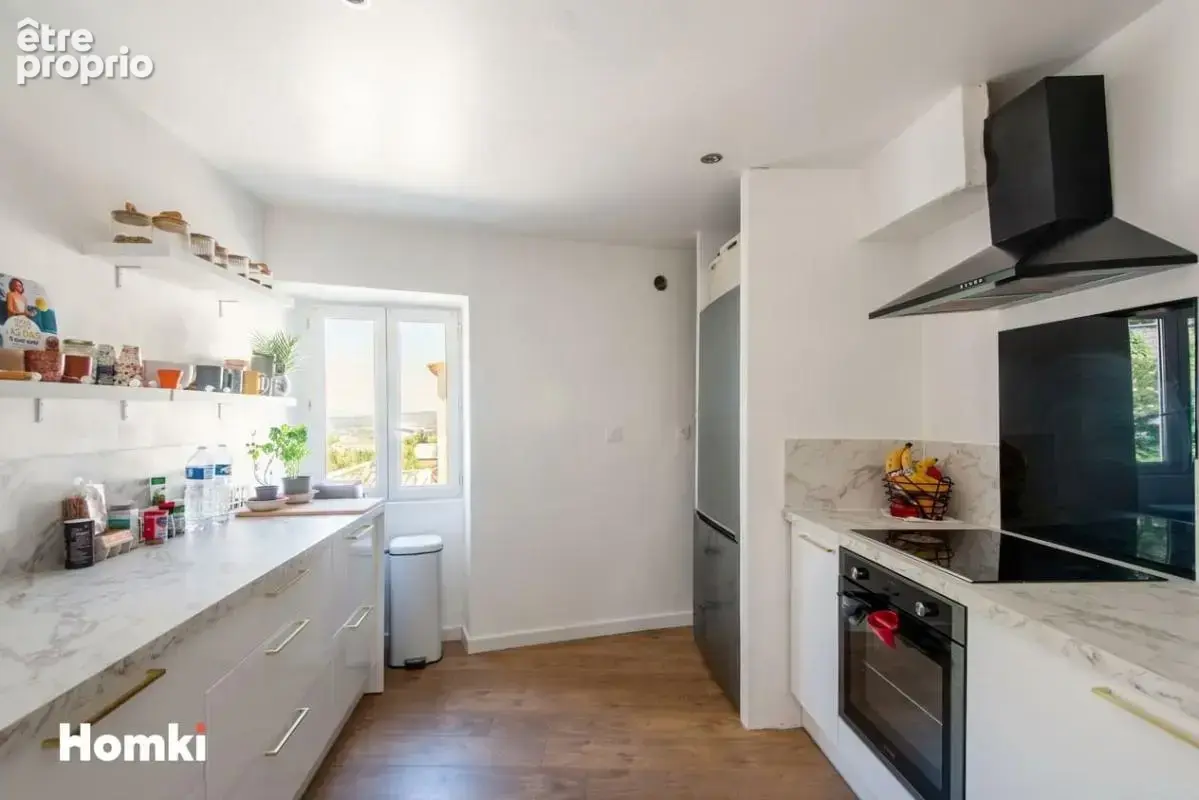Maison de ville T3 de 110 m² à Saint-Andiol 13670 - photo 5