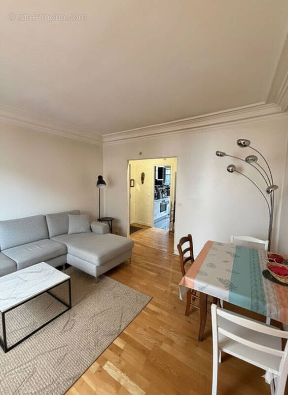 Appartement à PUTEAUX