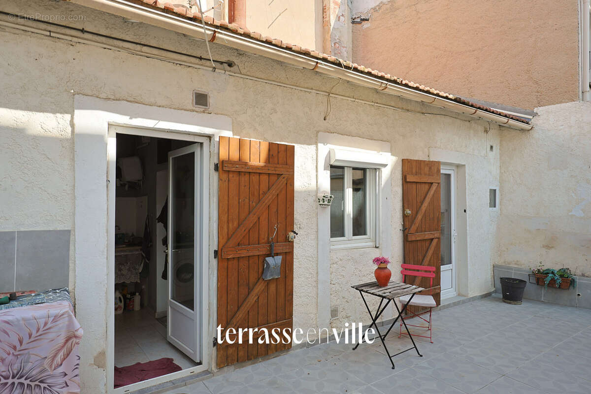 Maison - 100 m2 - toulon ouest - t4 - piscine - jardin - garage - dependance - photo 19