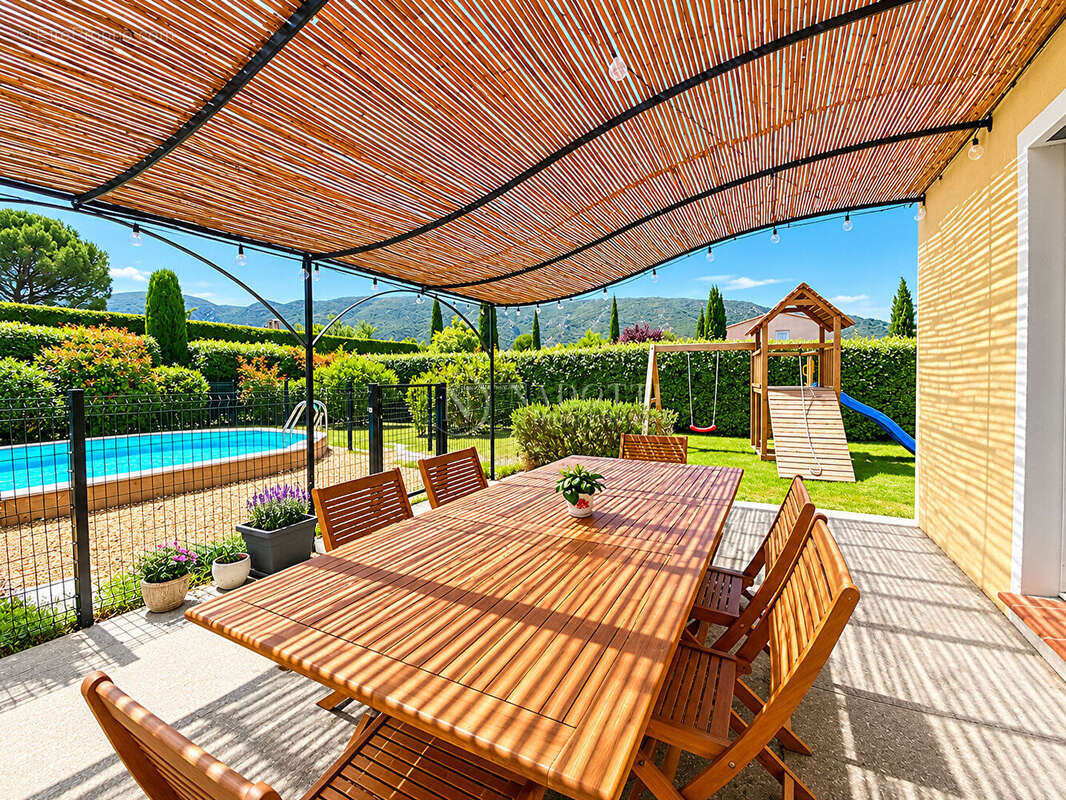 Villa de plain pied  en parfait état à Maubec - photo 2