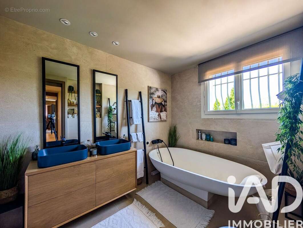 Photo 8 - Maison à MOUGINS