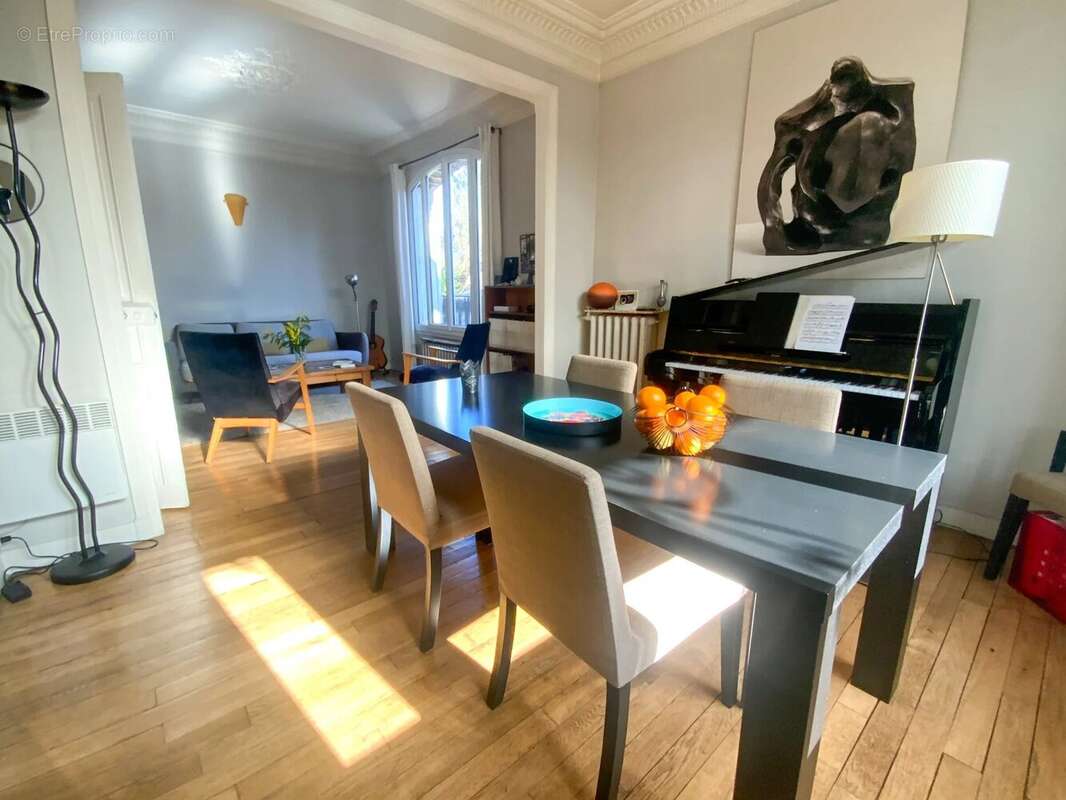 Maison à LE RAINCY