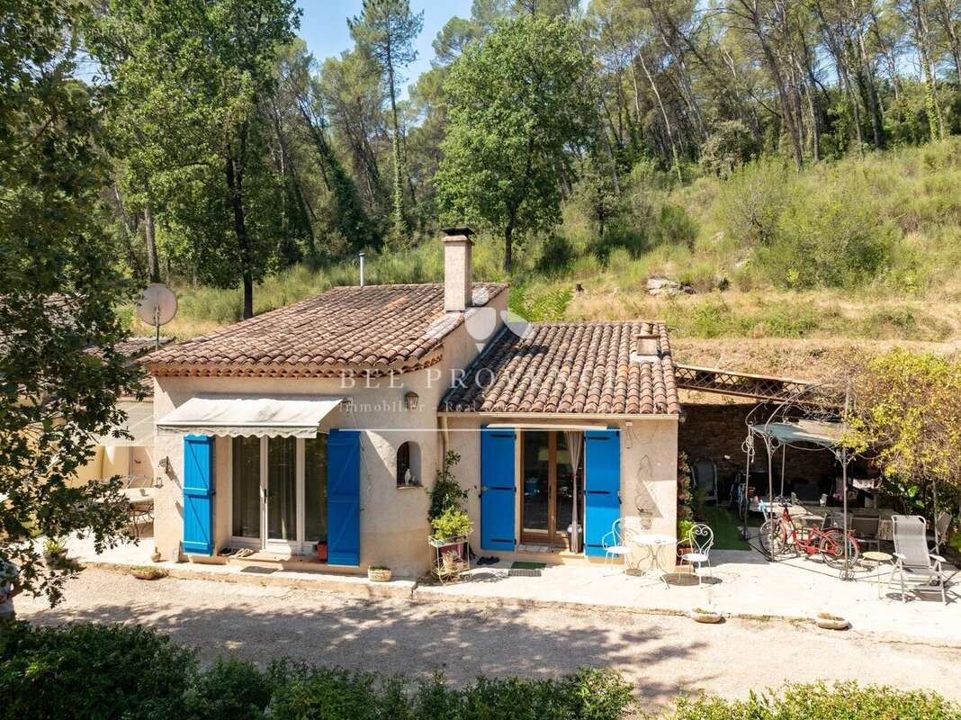 Authentique bastide provençale avec gîtes, piscine et grand terrain - photo 32