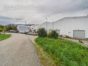 Commerce à LE BOURGET-DU-LAC