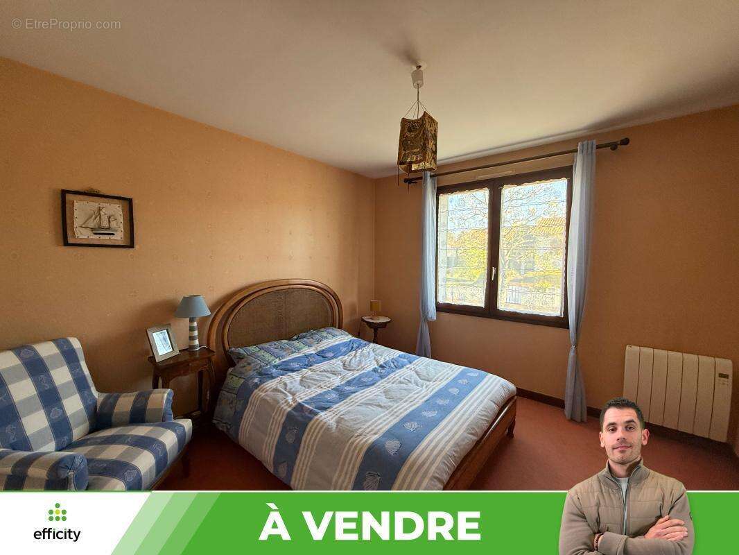 Maison à BUXEROLLES