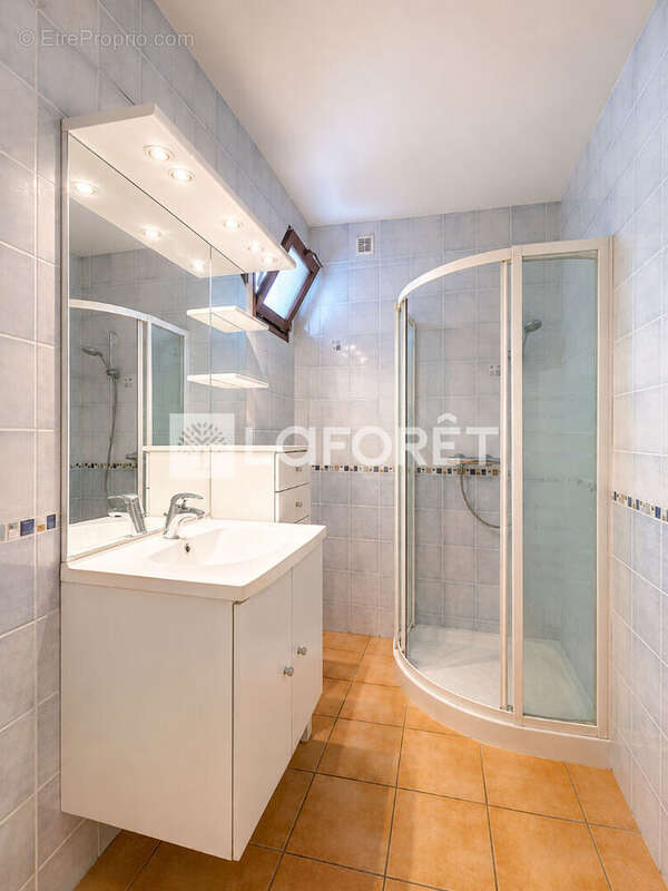 Appartement à LA RAVOIRE