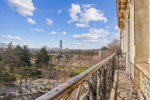Appartement à PARIS-6E