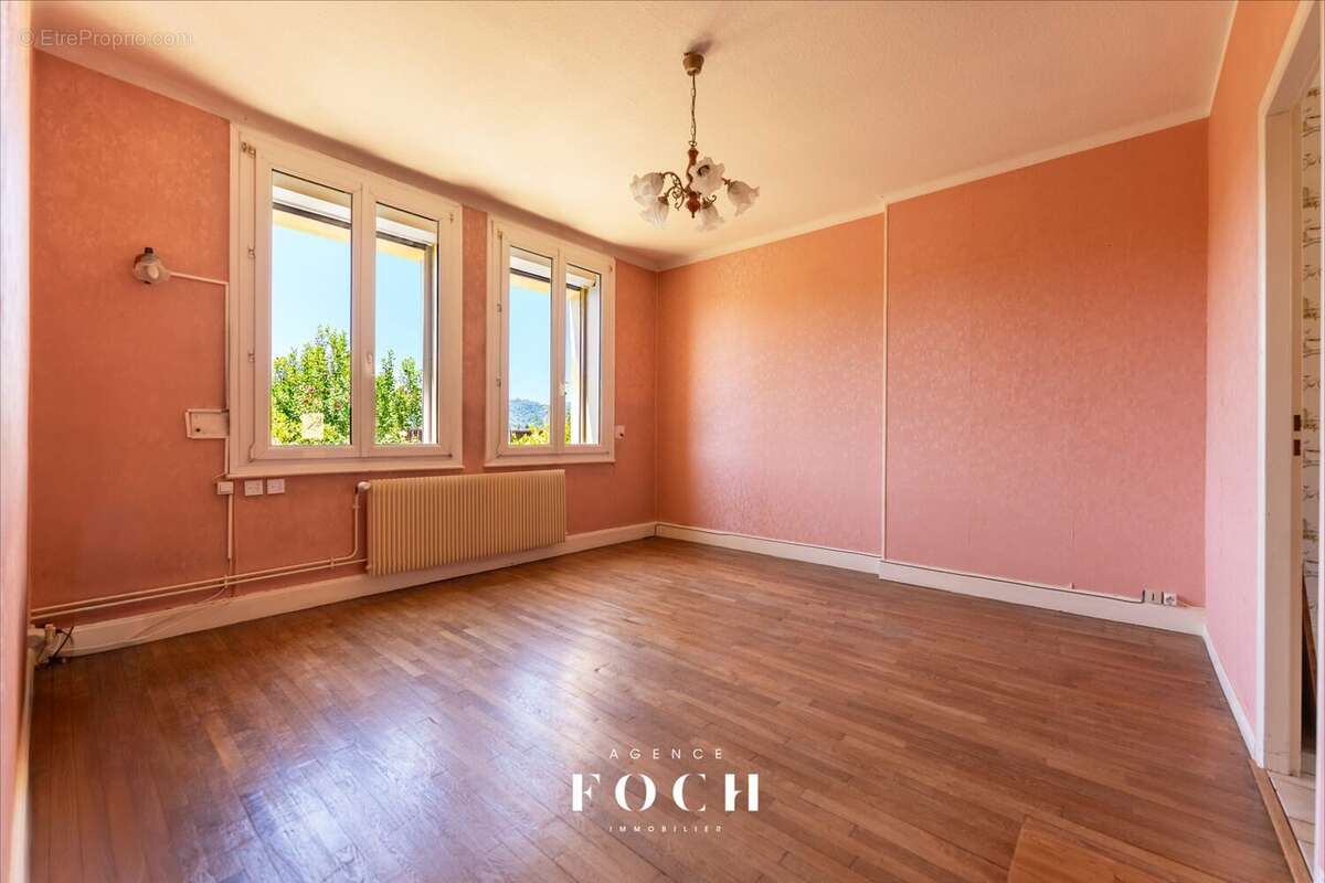 Maison à CUSTINES