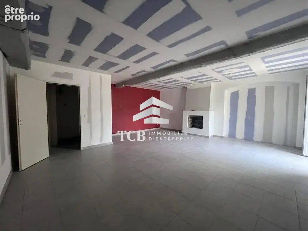Commerce 43 m² à vendre à Treillieres (44119) - photo 2