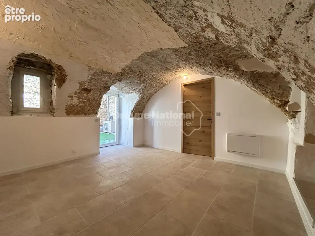 Maison de village rénovée d'environ 137 m² avec jardin, piscine et garage - châteauneuf-du-pape - photo 11
