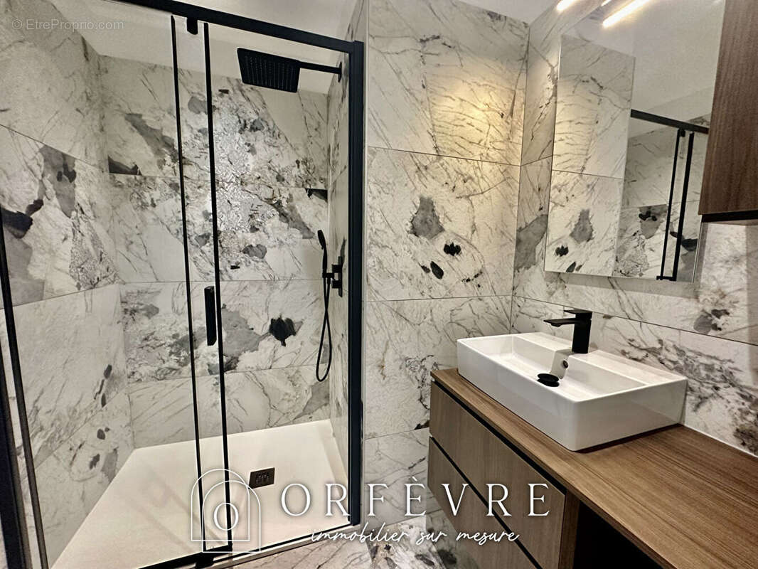 Appartement à CASTRIES