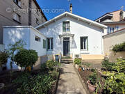 Maison à ROMANS-SUR-ISERE