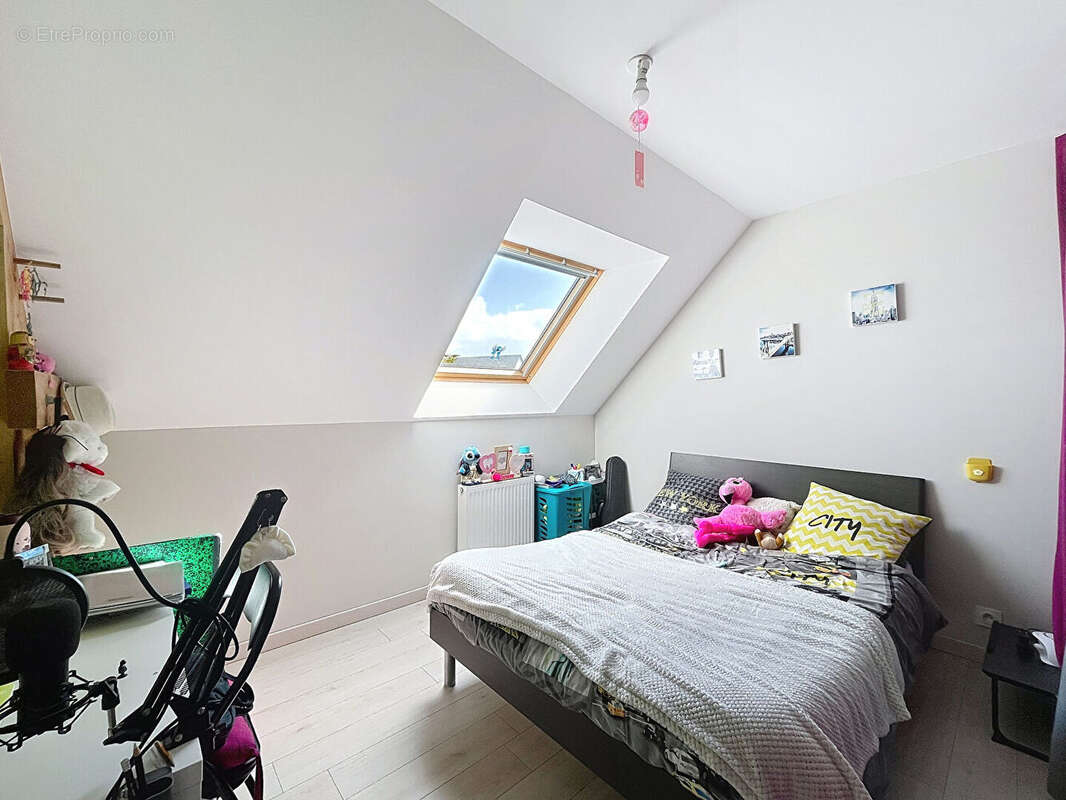 Maison à SAINT-MELOIR-DES-ONDES