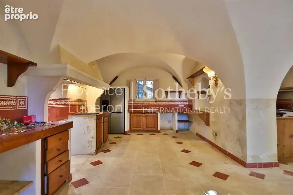 Mas du 18ème siècle avec piscine et 2 hectares de terrain - photo 4