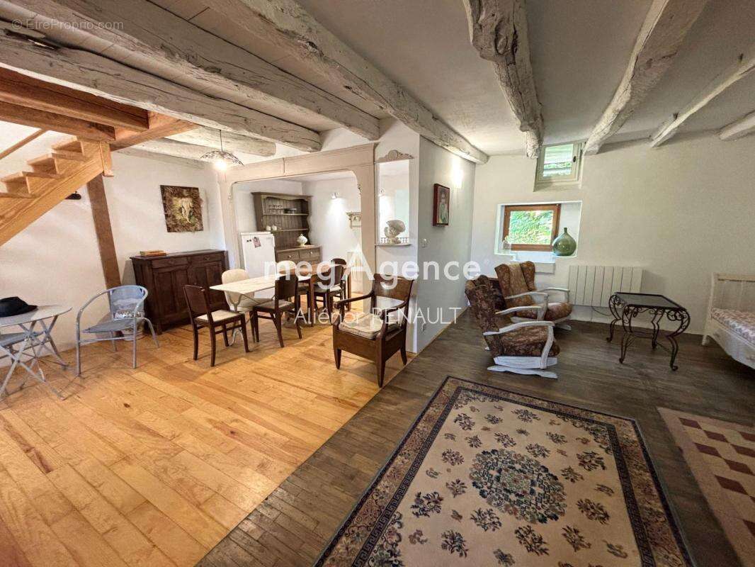 Maison de village rénovée - 71 m² - photo 3