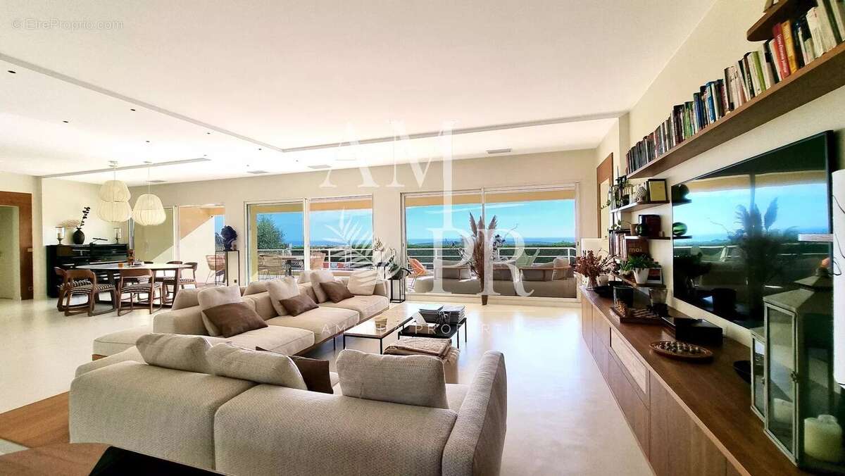 Villa plain pied-vue mer- interieur moderne - photo 8