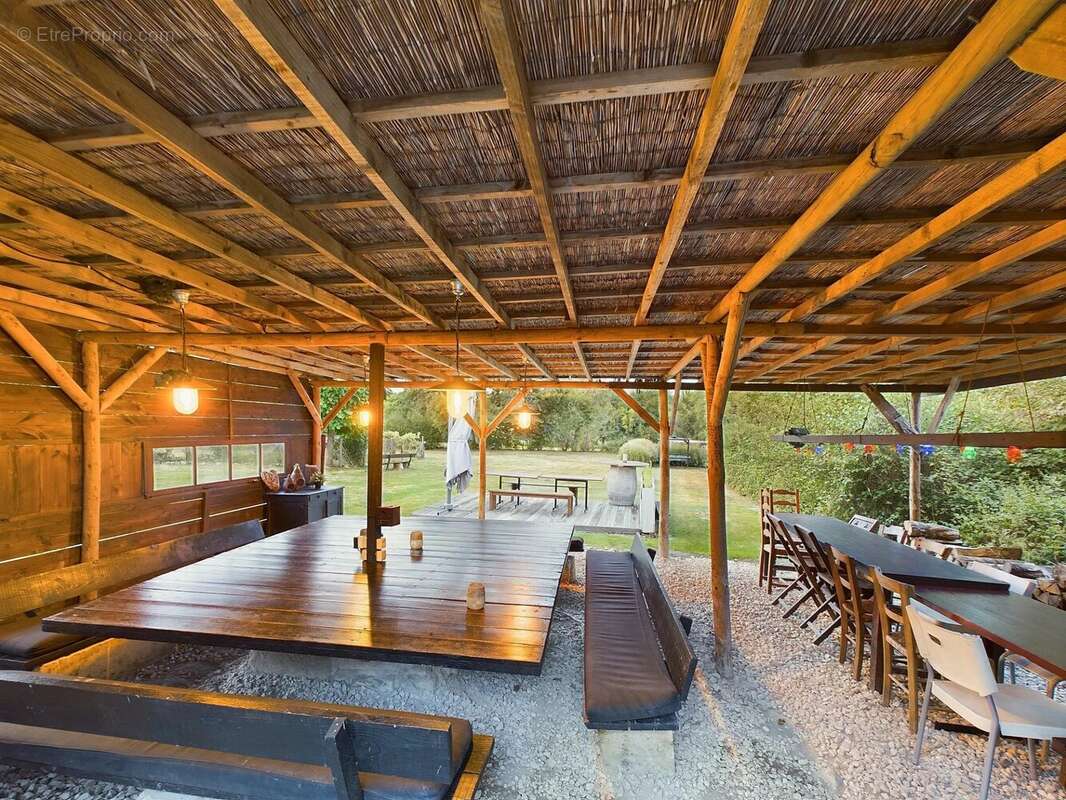 Un domaine exceptionnel avec Maison de Maître, 5 maisons d’amis, salles de réception, piscine, sauna et spa, à côté de Saint Emi - photo 5
