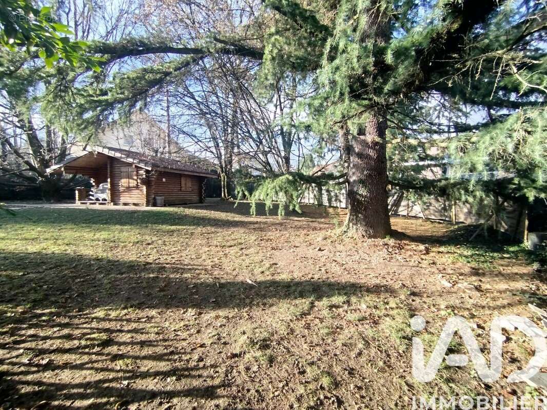 Photo 4 - Terrain à CHALLES-LES-EAUX