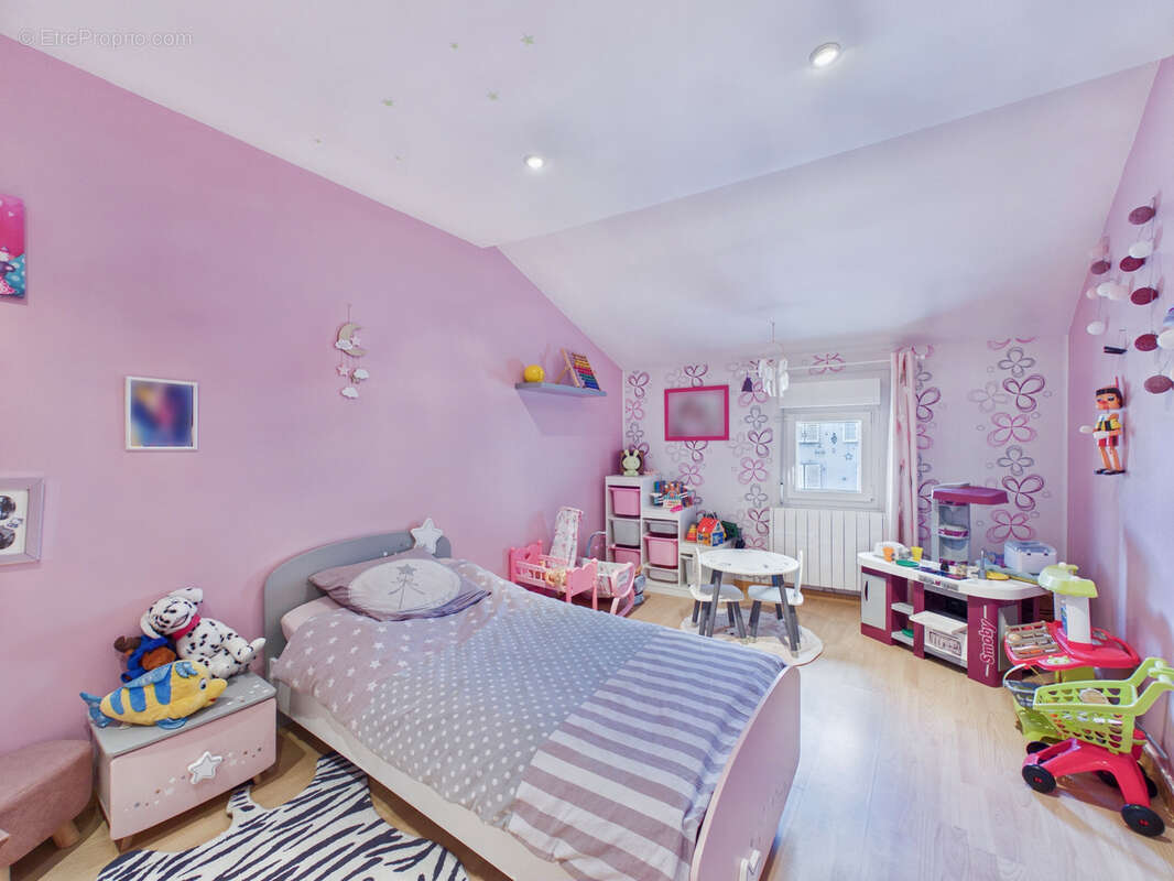 Belle maison lorraine de caractère - 230 m2 - Rénovée avec goût - photo 10