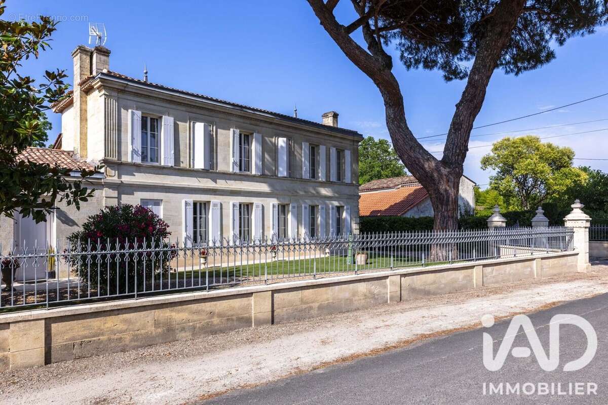 Photo 2 - Maison à IZON