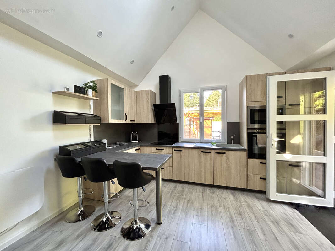 Maison à VILLIERS-SUR-MORIN