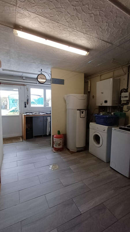 Maison à SAINT-YORRE