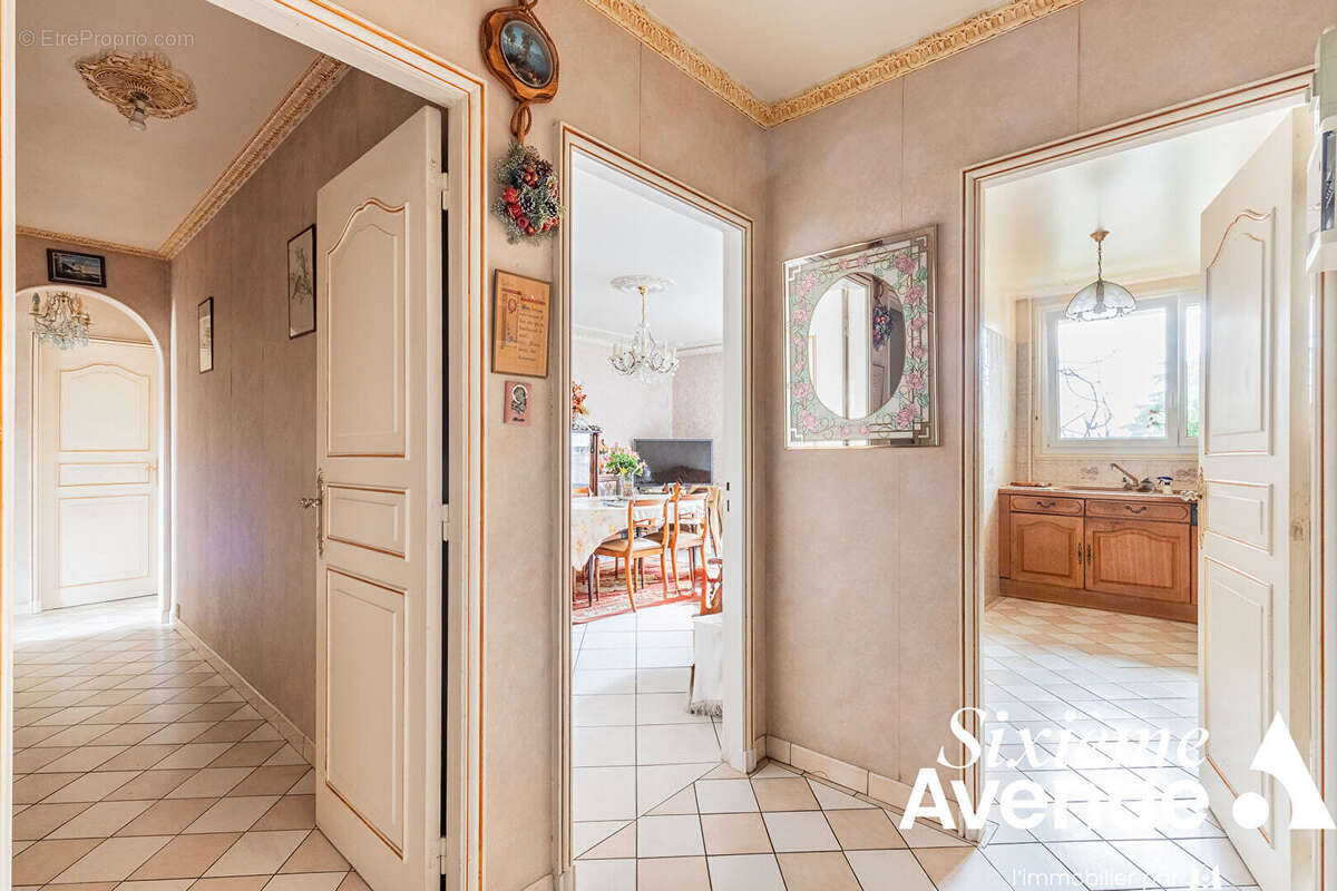 Appartement à CHILLY-MAZARIN