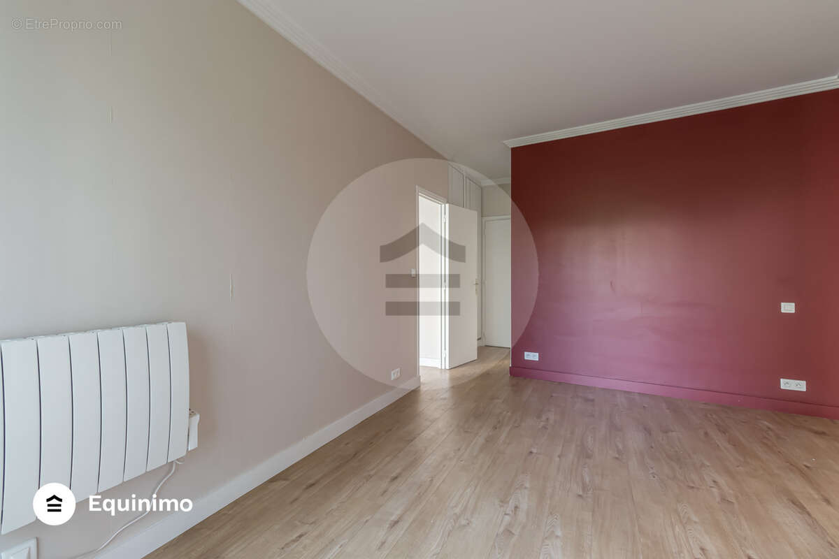 Appartement à NEUILLY-SUR-SEINE