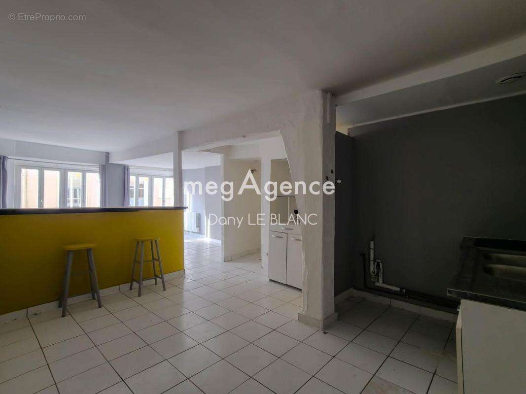 Appartement à ILLIERS-COMBRAY