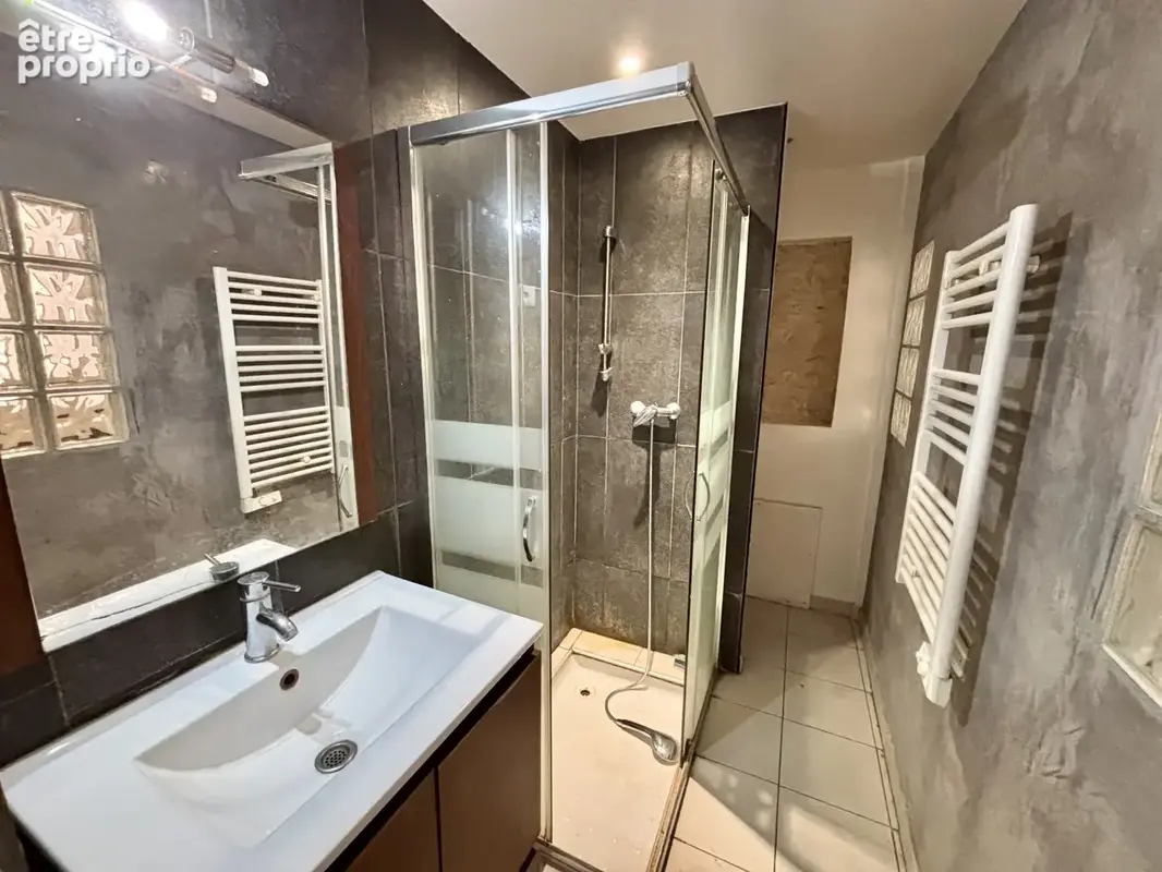 T2 25m2 + terrasse 16m2 rue de la Palud - photo 7