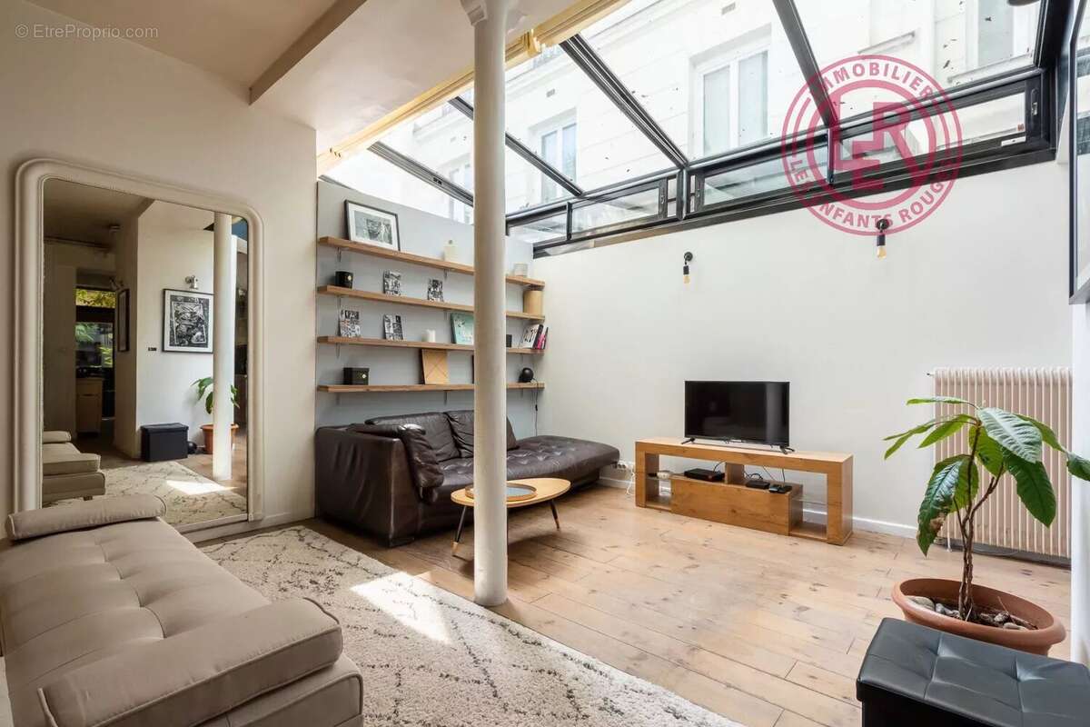 Appartement à PARIS-11E