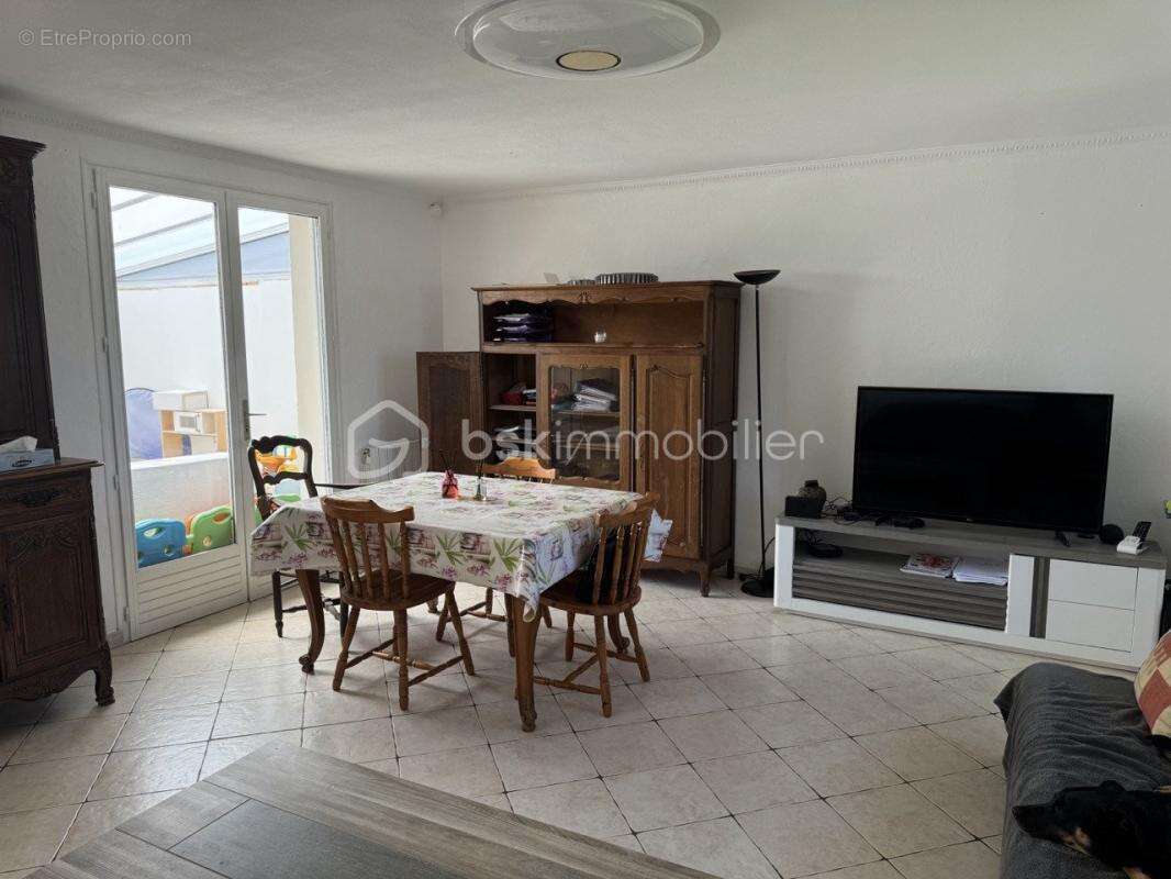 Maison à LA SAUSSAYE