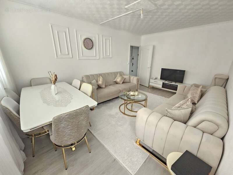 Appartement à RIS-ORANGIS