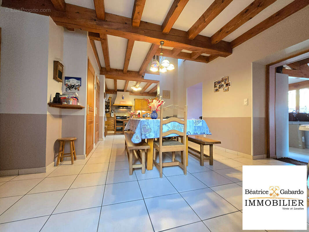 Maison Lamure Sur Azergues 6 pièce(s) 137 m2 - photo 4