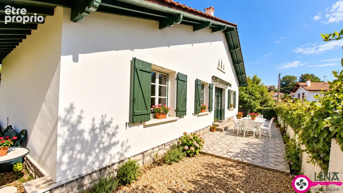 Maison de caractère en plein centre ville. Fort potentiel - photo 2