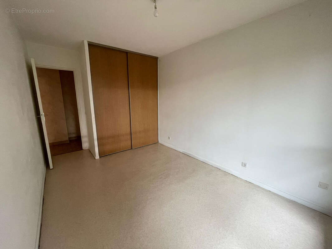 Appartement à LE PEAGE-DE-ROUSSILLON