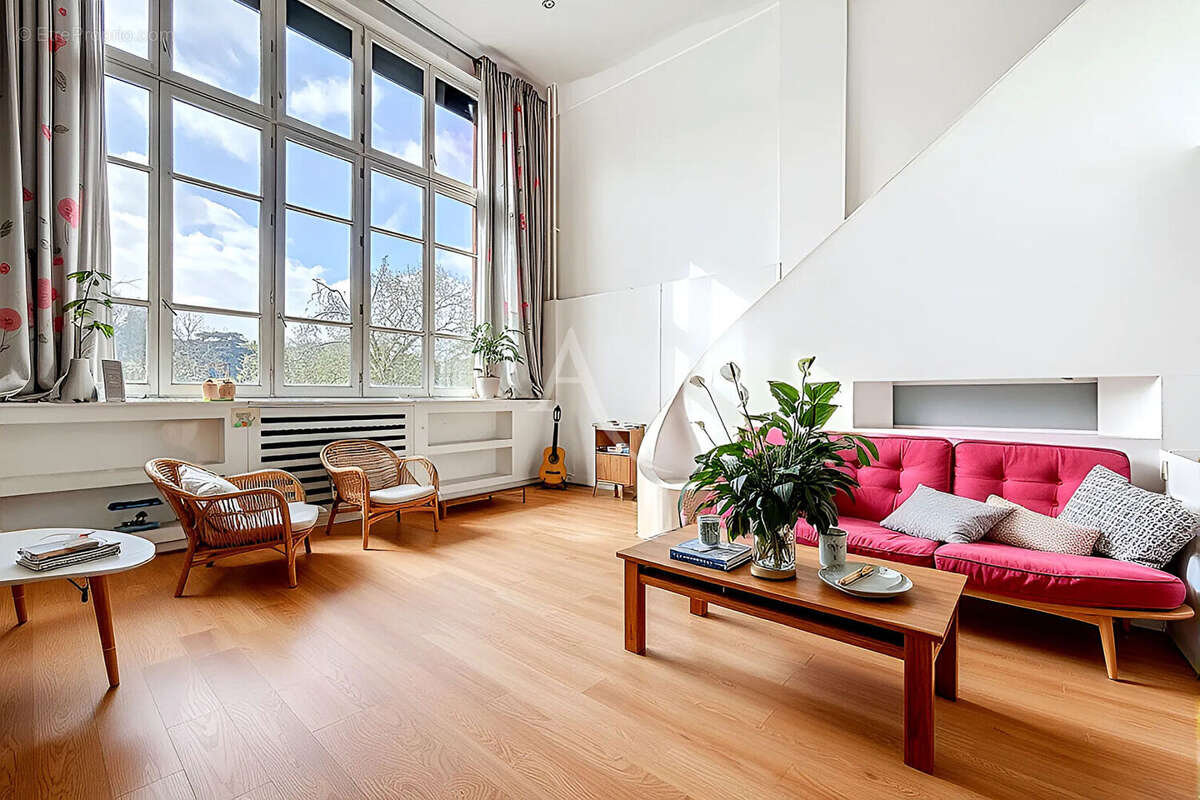 Appartement à PARIS-14E