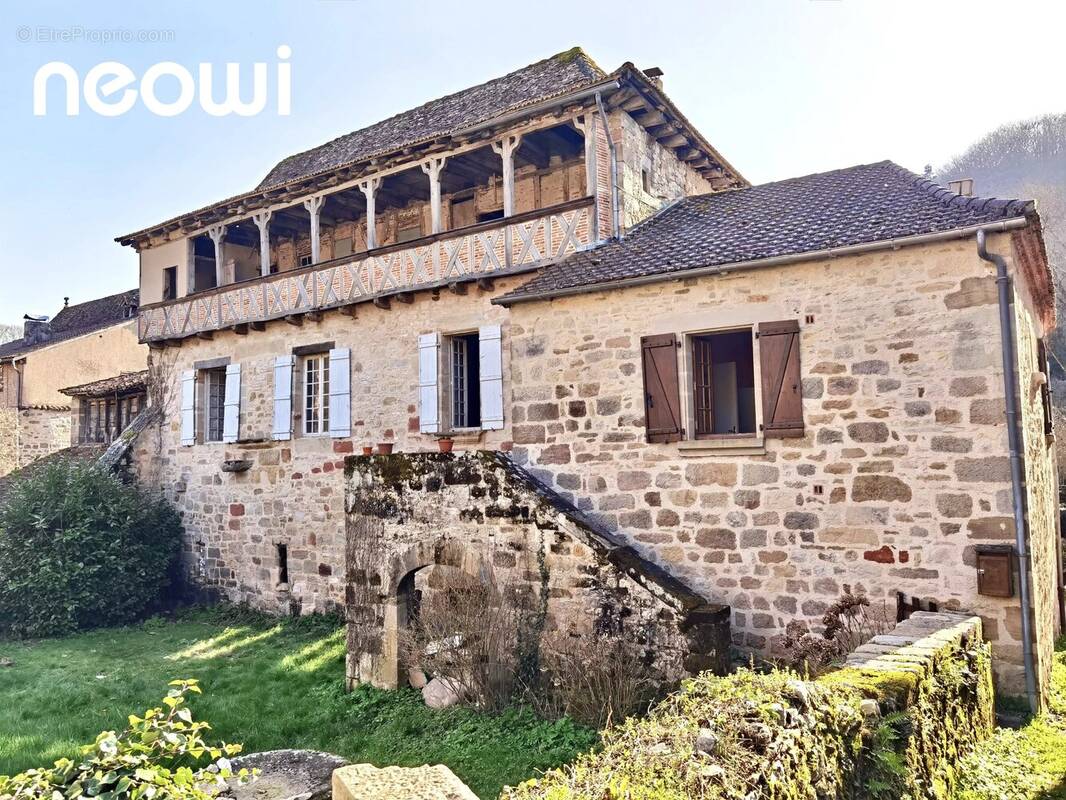 Maison à FONS