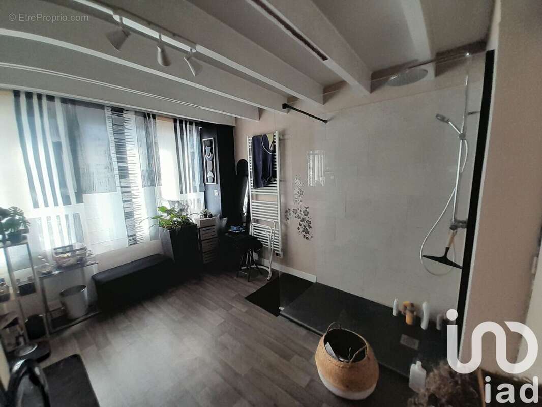 Photo 7 - Commerce à LIMOGES