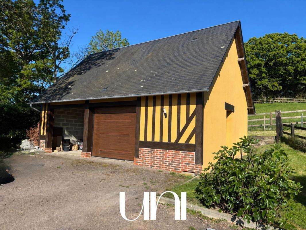 Maison à HOTOT-EN-AUGE