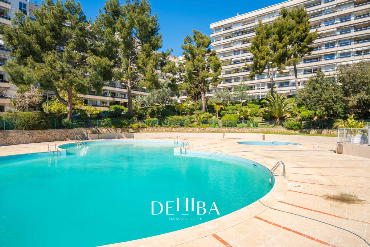 Appartement à MARSEILLE-8E