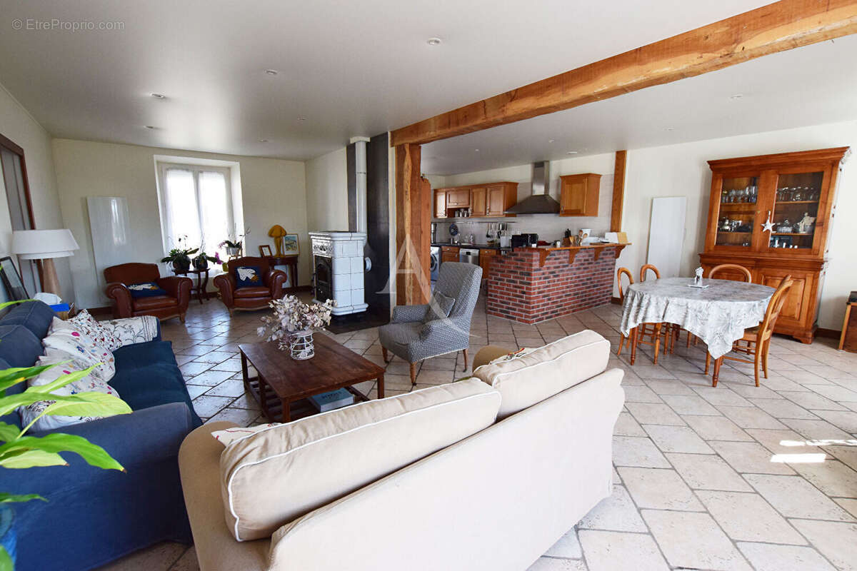 Maison à ROZAY-EN-BRIE