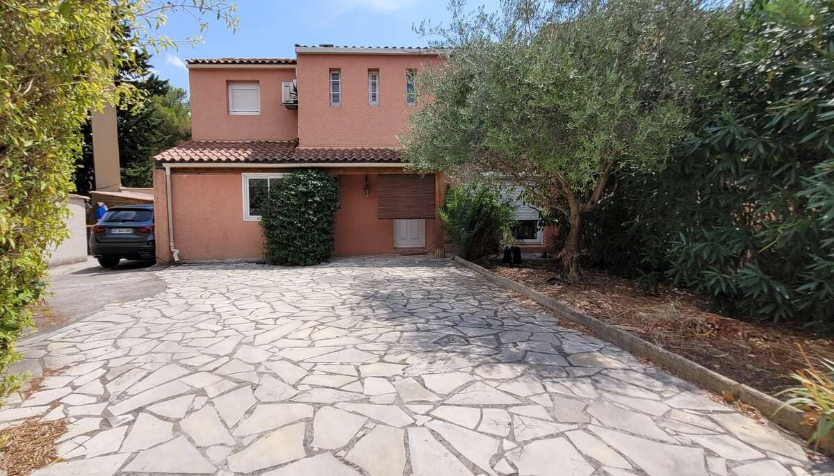 Maison 120 m² à vendre à Lattes Maurin; 4 chambres, jardin, stationnement, proche Montpellier et plages; Hérault 34 - photo 3